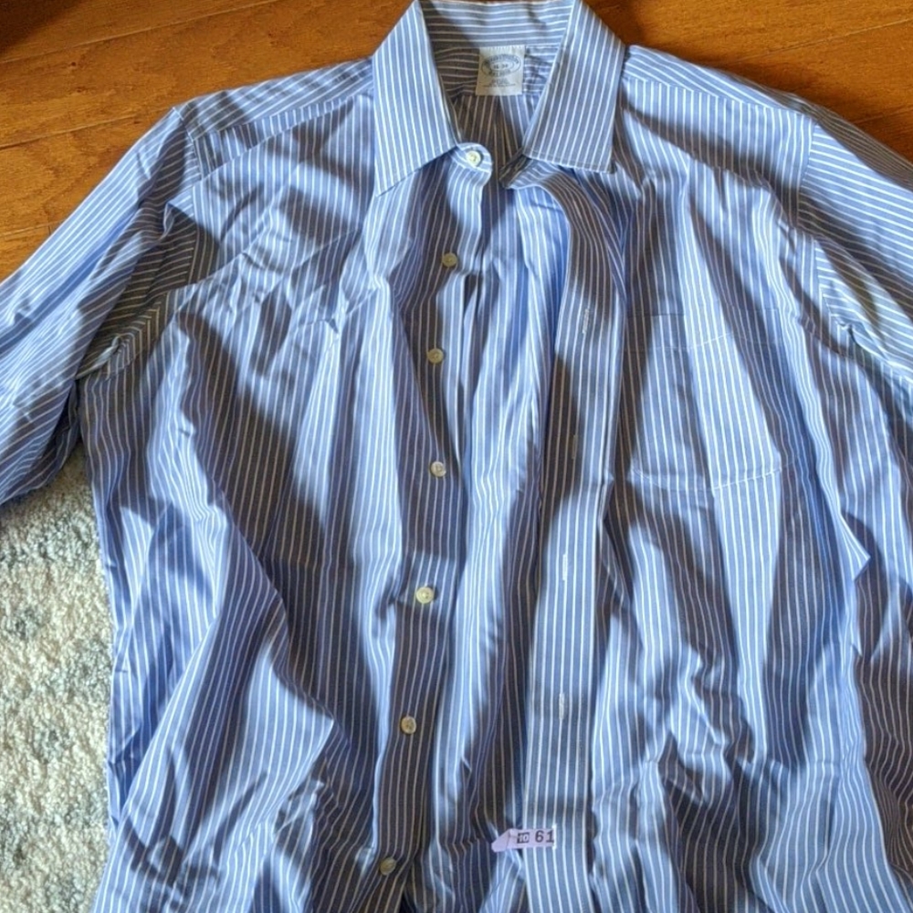 Brooks Brothers dress shirt with pocket